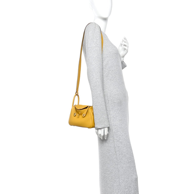 Taurillon Clemence Mini Lindy 20 Sun Main Image