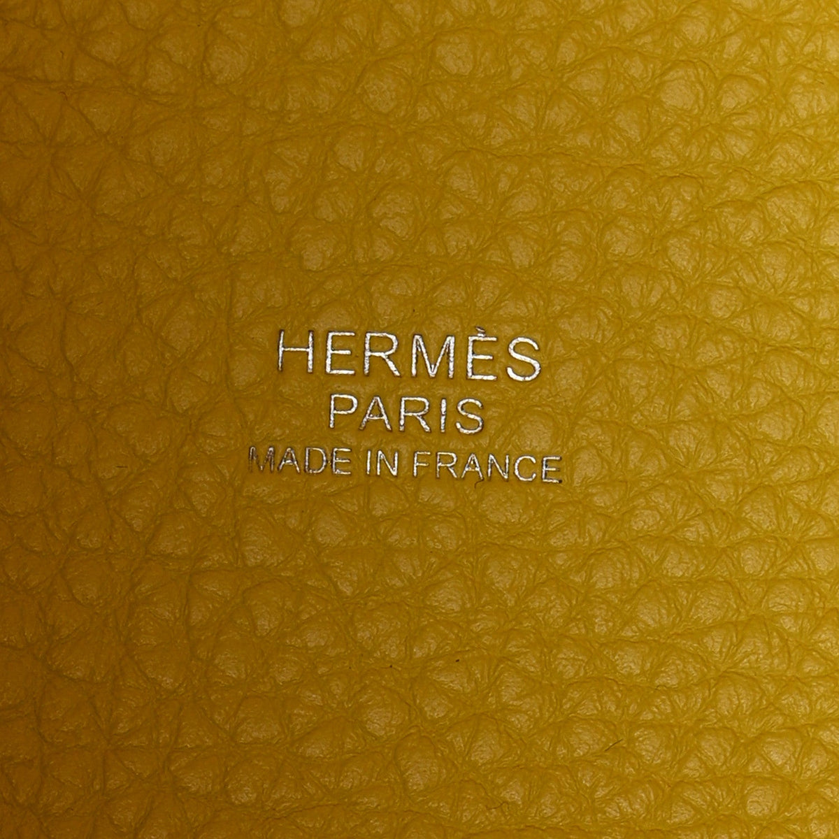 Taurillon Clemence Casaque Picotin Lock 18 PM Lime Sesame
