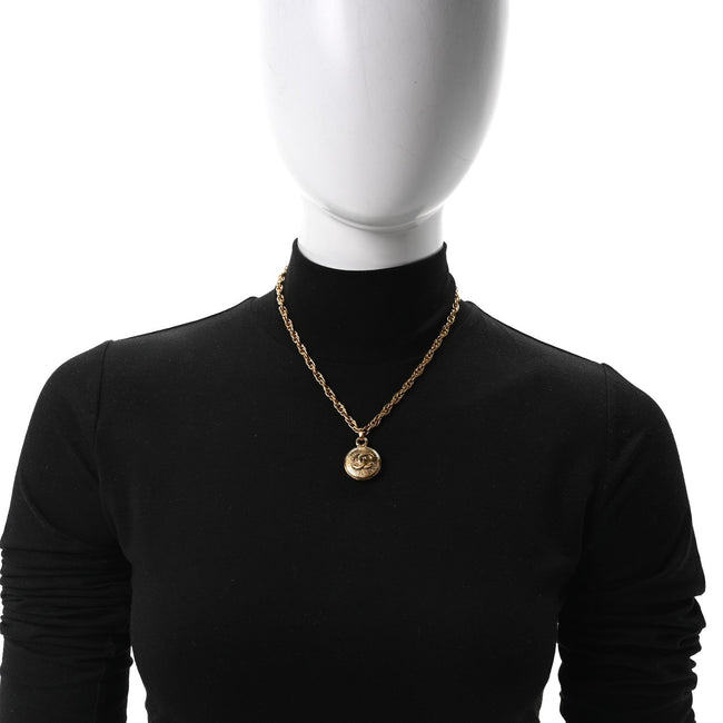 Metal CC Chain Pendant Necklace Gold Main Image