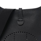 Taurillon Clemence Evelyne III PM Black