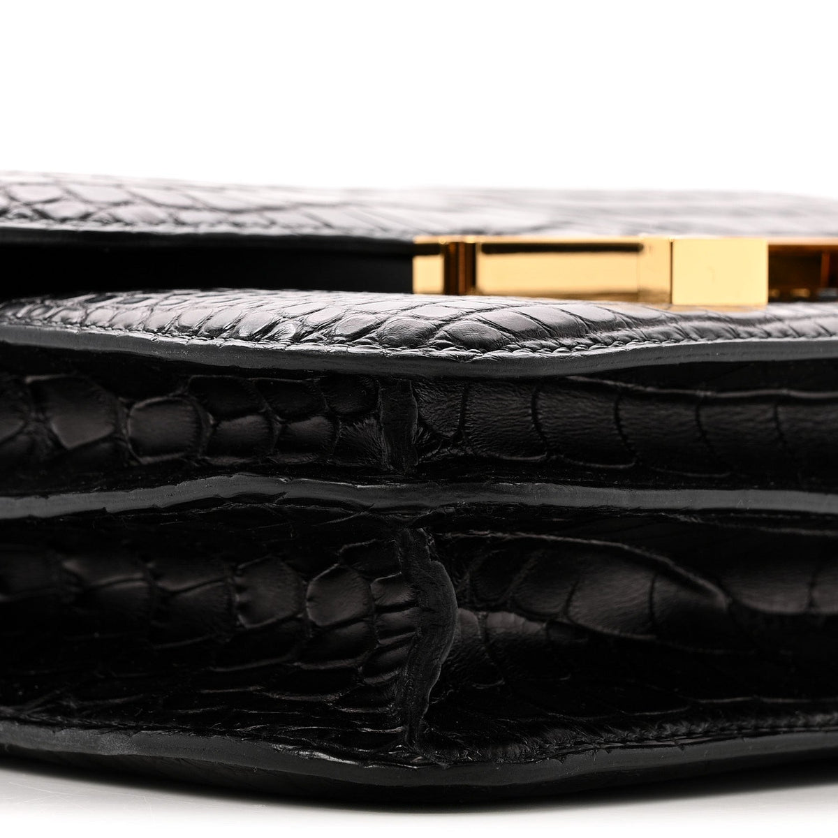 Matte Alligator Constance 18 Black