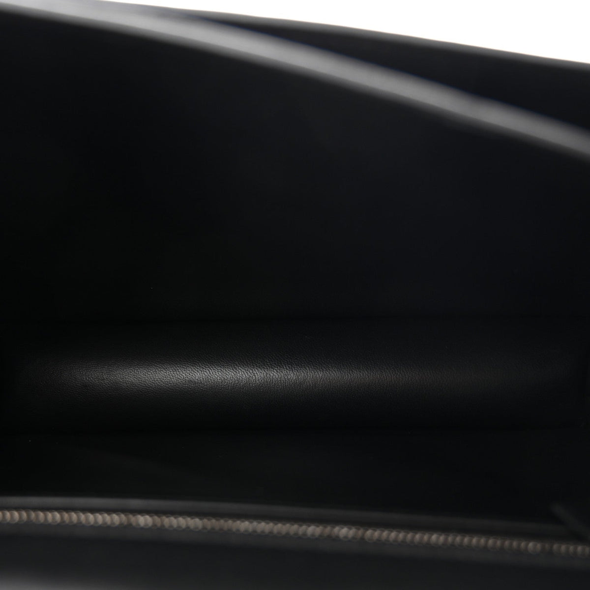 Madame Calfskin Lizard Constance 24 Black Ombre