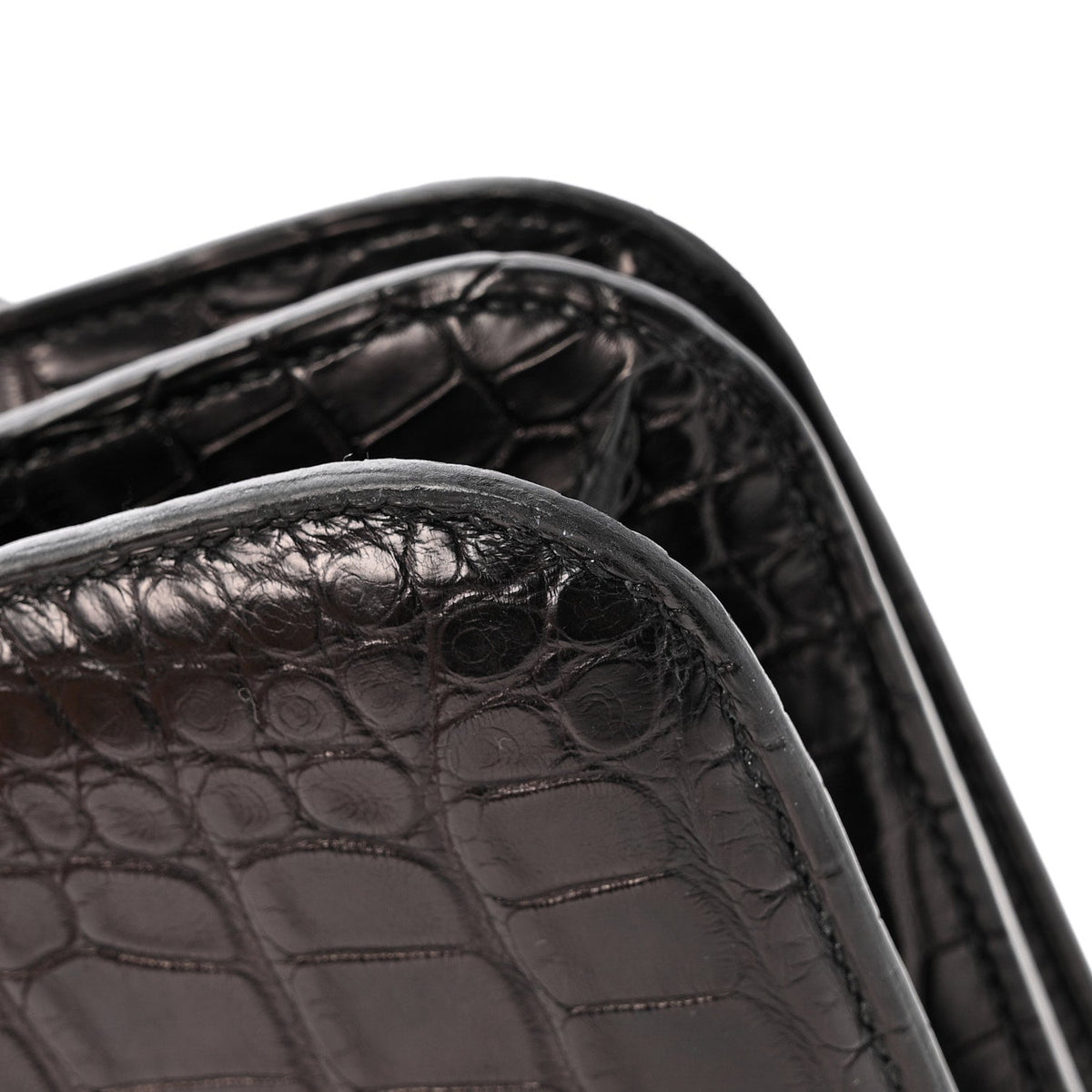 Matte Alligator Constance 18 Black