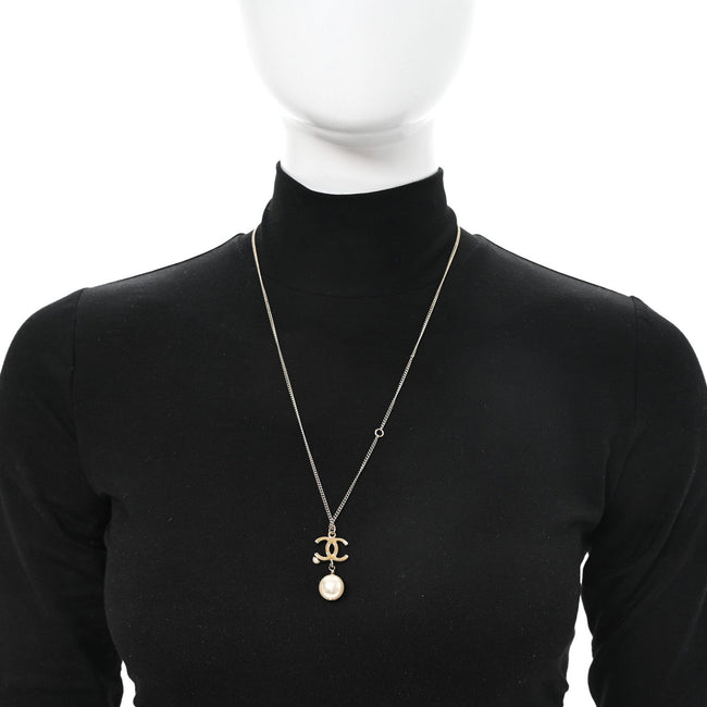 Metal Glitter Resin Pearl CC Drop Necklace Gold Main Image