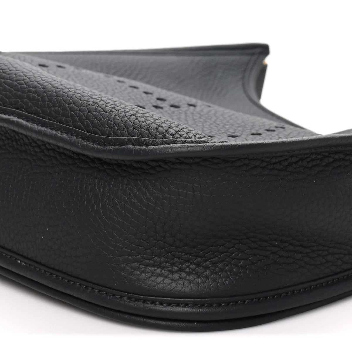 Taurillon Clemence Evelyne III PM Black