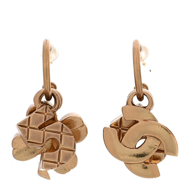 Metal Drop No 5 Clover CC Earrings Gold Hover Image