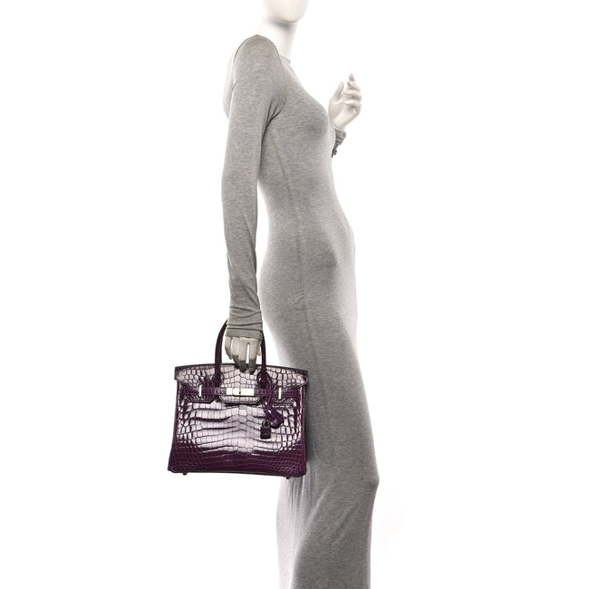 Shiny Niloticus Crocodile Birkin 30 Cassis Main Image
