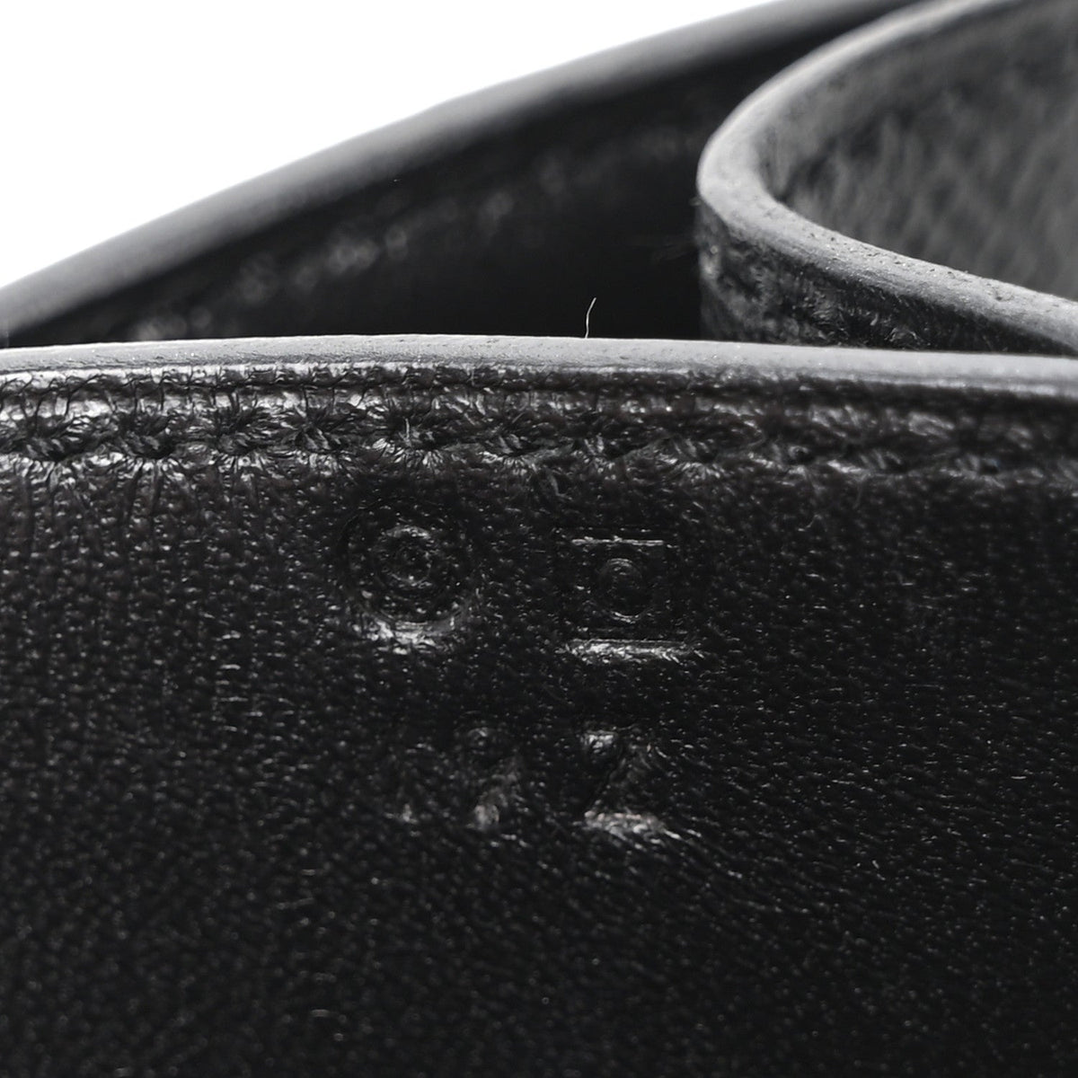 Epsom Constance 24 Black