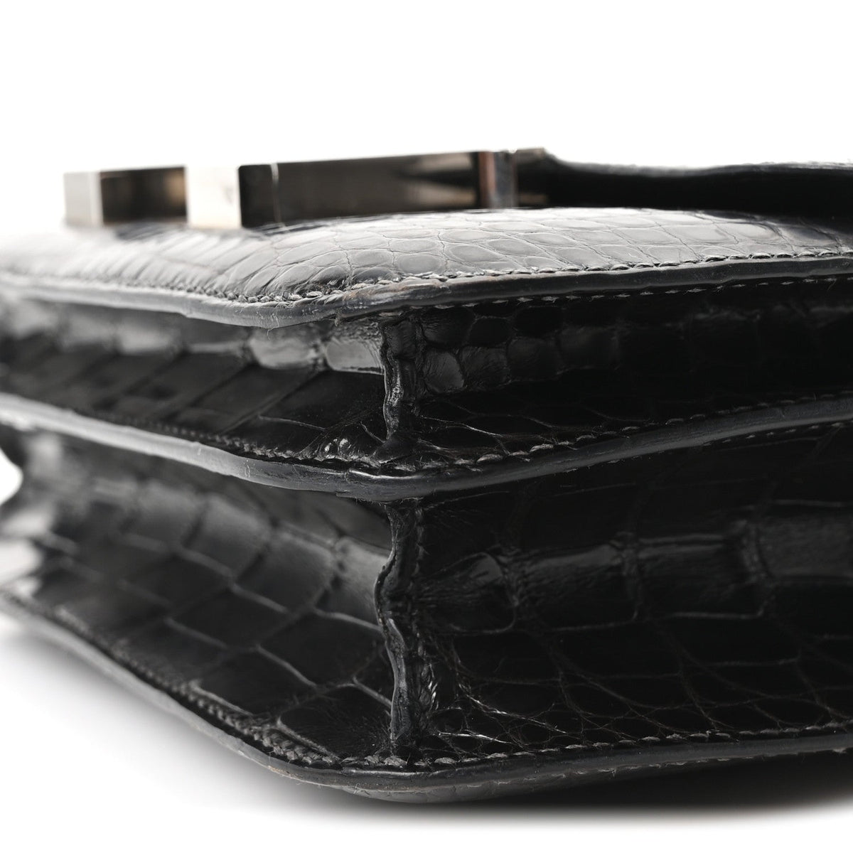 Shiny Alligator Constance 18 Black