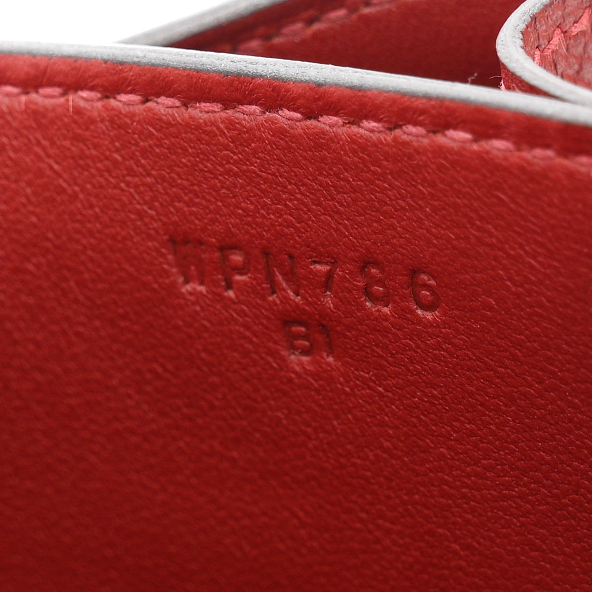 Epsom Constance 18 Rouge H