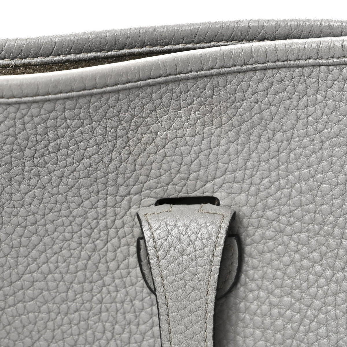 Taurillon Clemence Evelyne III PM Gris Mouette
