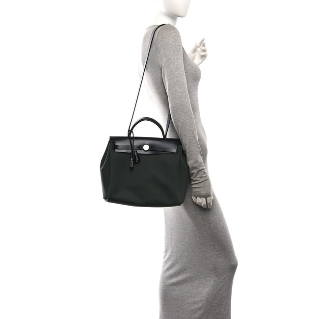 Military Toile Vache Hunter Herbag Zip Retourne 31 PM Kaki Black Main Image