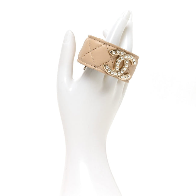 Lambskin Quilted Pearl CC Cuff Bracelet S Beige Main Image