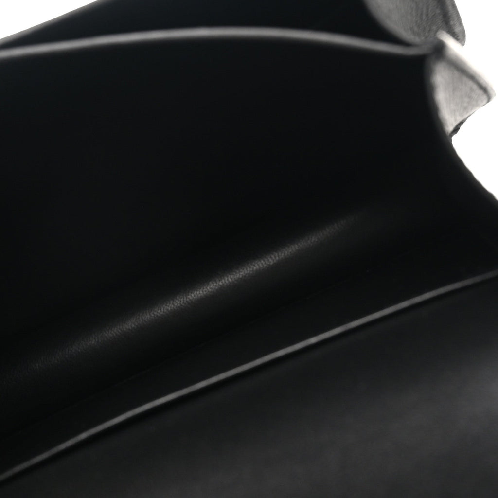 Epsom Constance 18 Black