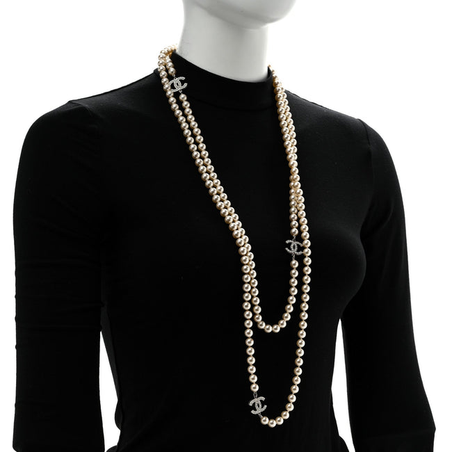 Graduated Pearl CC Long Necklace Silver Main Image