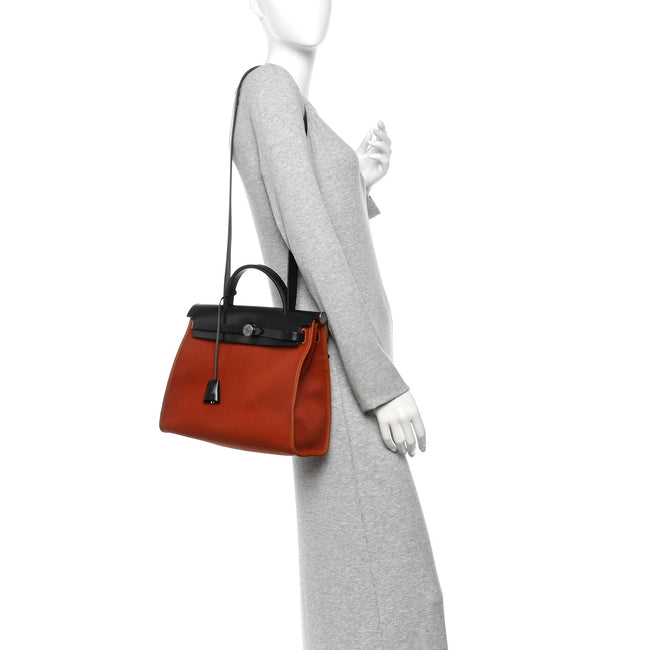 Toile Officier Vache Hunter Herbag Zip 31 PM Rouge H Black Main Image