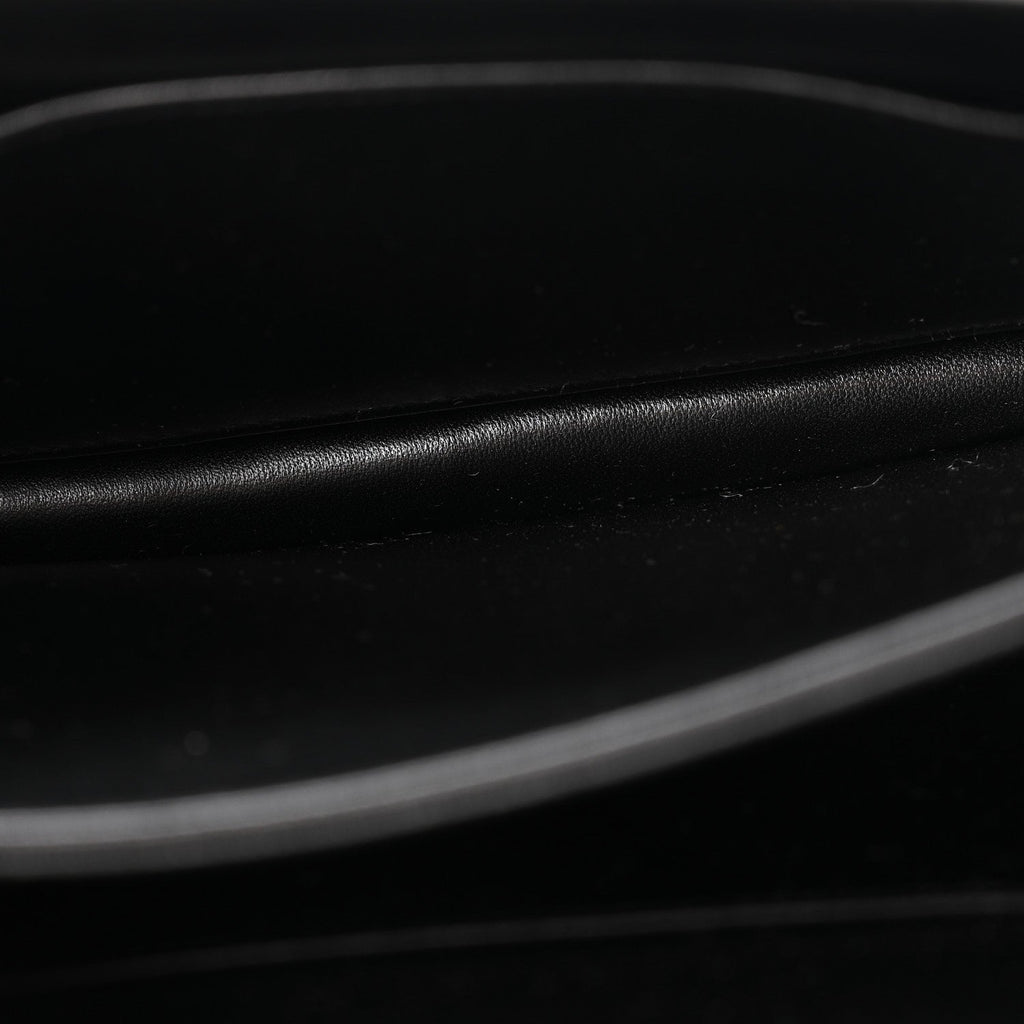 Matte Alligator Constance 18 Black