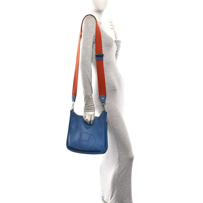 Taurillon Clemence Evelyne III PM Bleu Agate Cuivre Main Image
