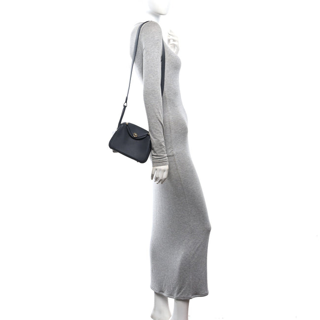 Taurillon Clemence Mini Lindy 20 Gris Misty Main Image
