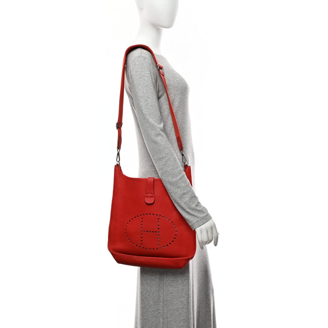 Taurillon Clemence Evelyne III GM Rouge Pivoine Main Image