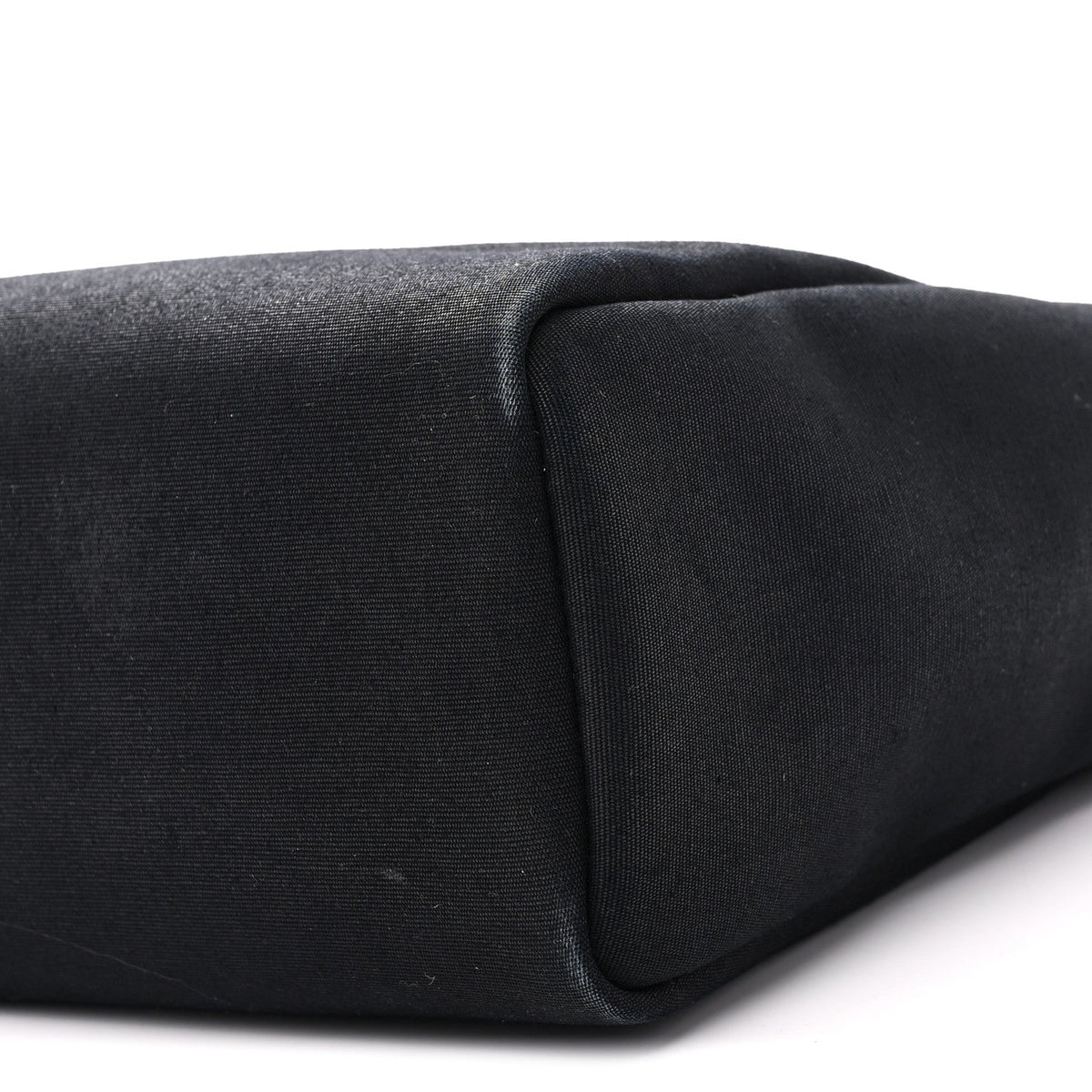Toile Vache Calfskin Herbag 30 PM Black Natural
