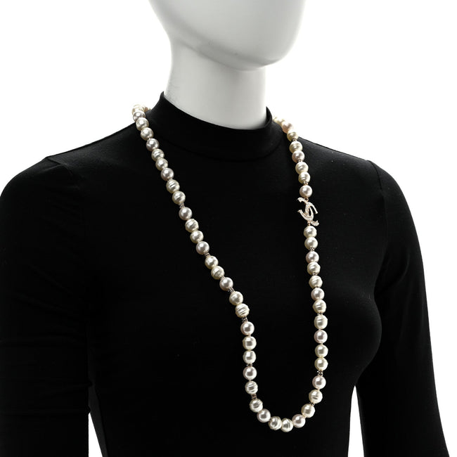 Pearl Crystal CC Necklace Light Gold Main Image