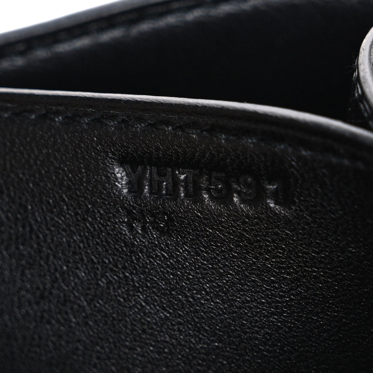 Epsom Constance 24 Black