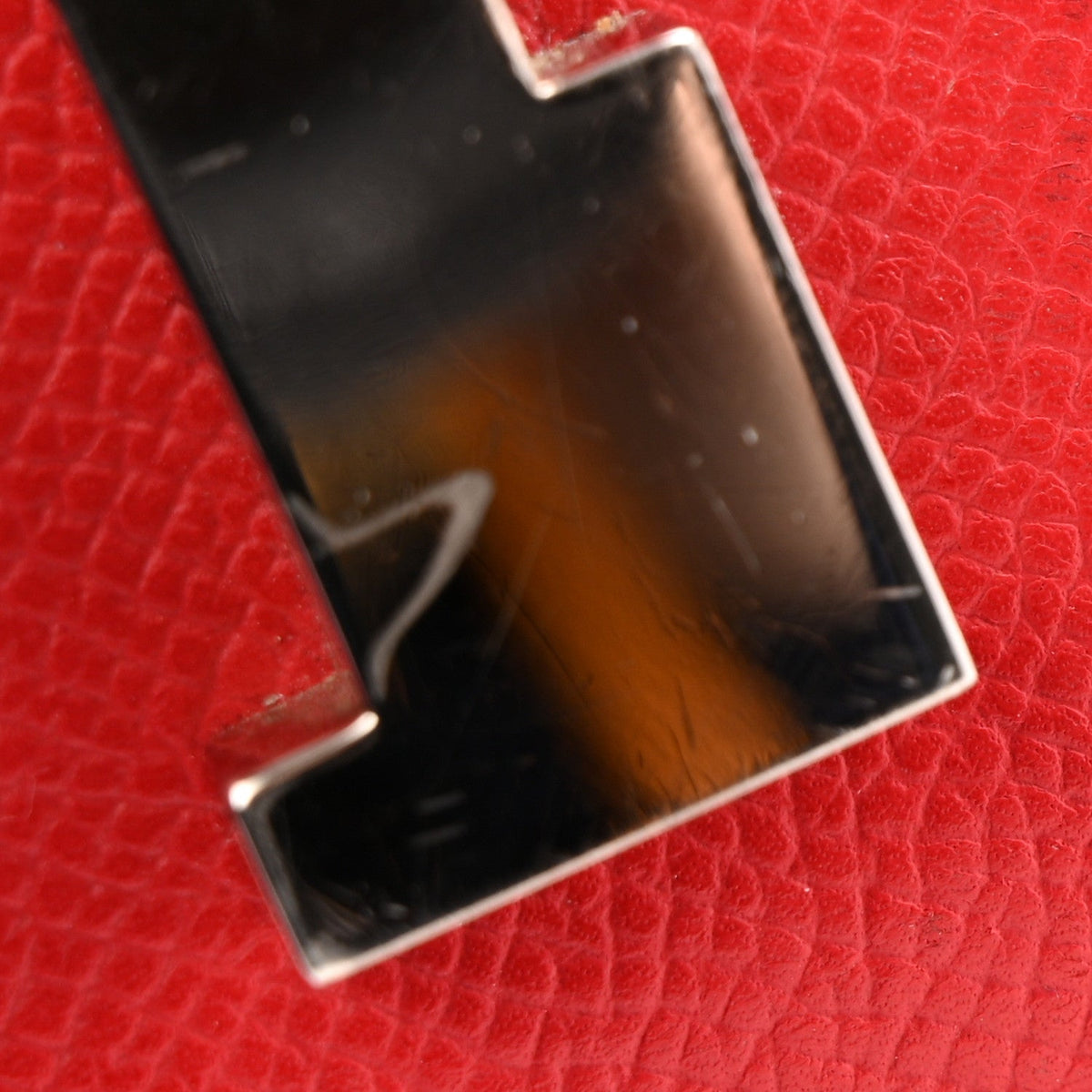 Epsom Constance 24 Rouge Casaque