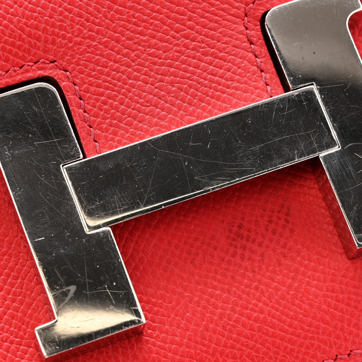 Epsom Constance 24 Rouge Casaque