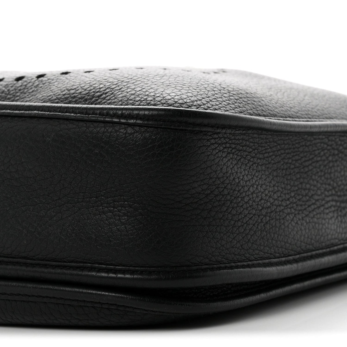 Taurillon Clemence Evelyne III PM Black