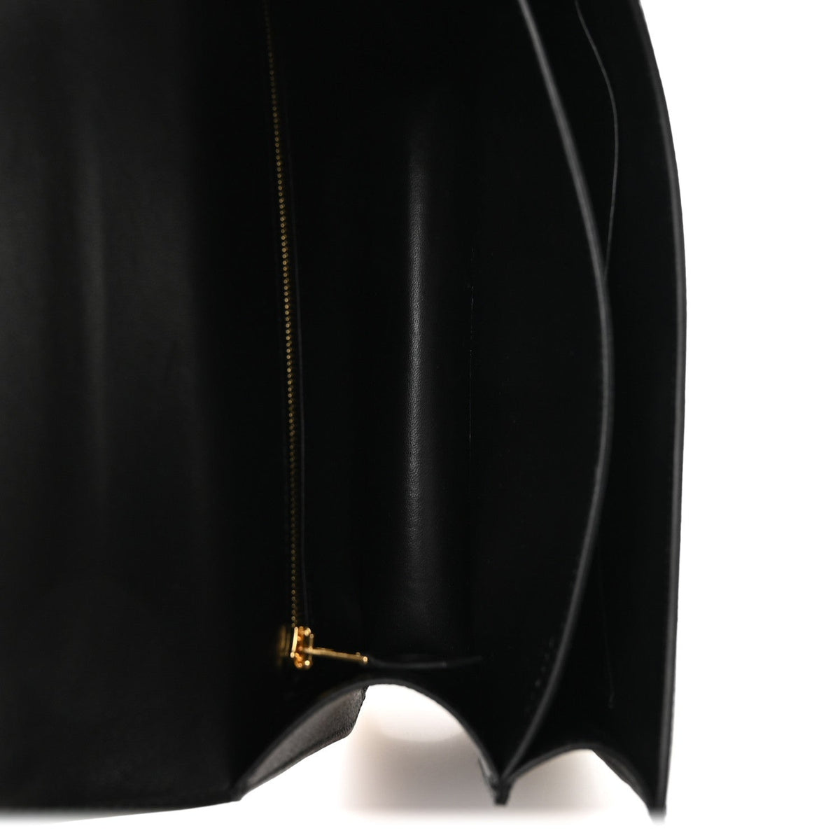 Epsom Constance 24 Black