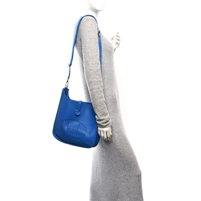 Taurillon Clemence Evelyne III PM Bleu Zellige Main Image