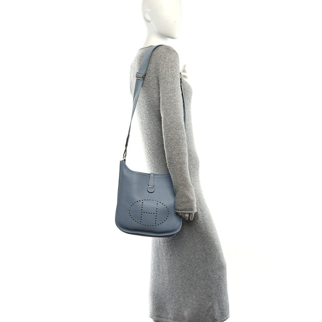 Taurillon Clemence Evelyne III PM Bleu Lin Main Image