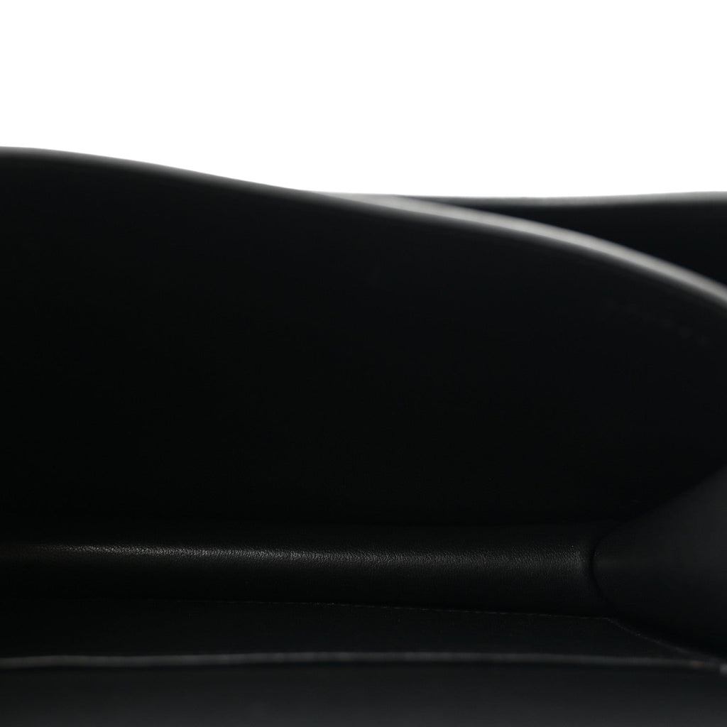 Epsom Constance 18 Black