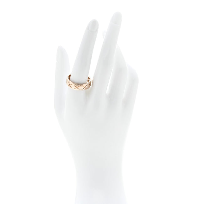 18K Beige Gold Small Coco Crush Ring 62 10 Main Image