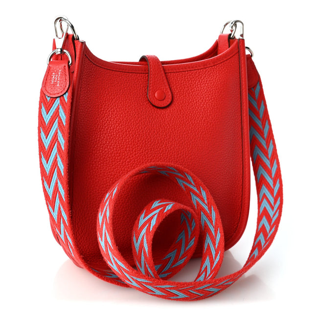 Taurillon Clemence Evelyne TPM  Rouge De Coeur Bleu Du Nord Main Image