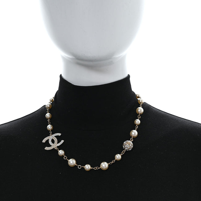 Pearl Crystal CC Short Necklace Gold Main Image