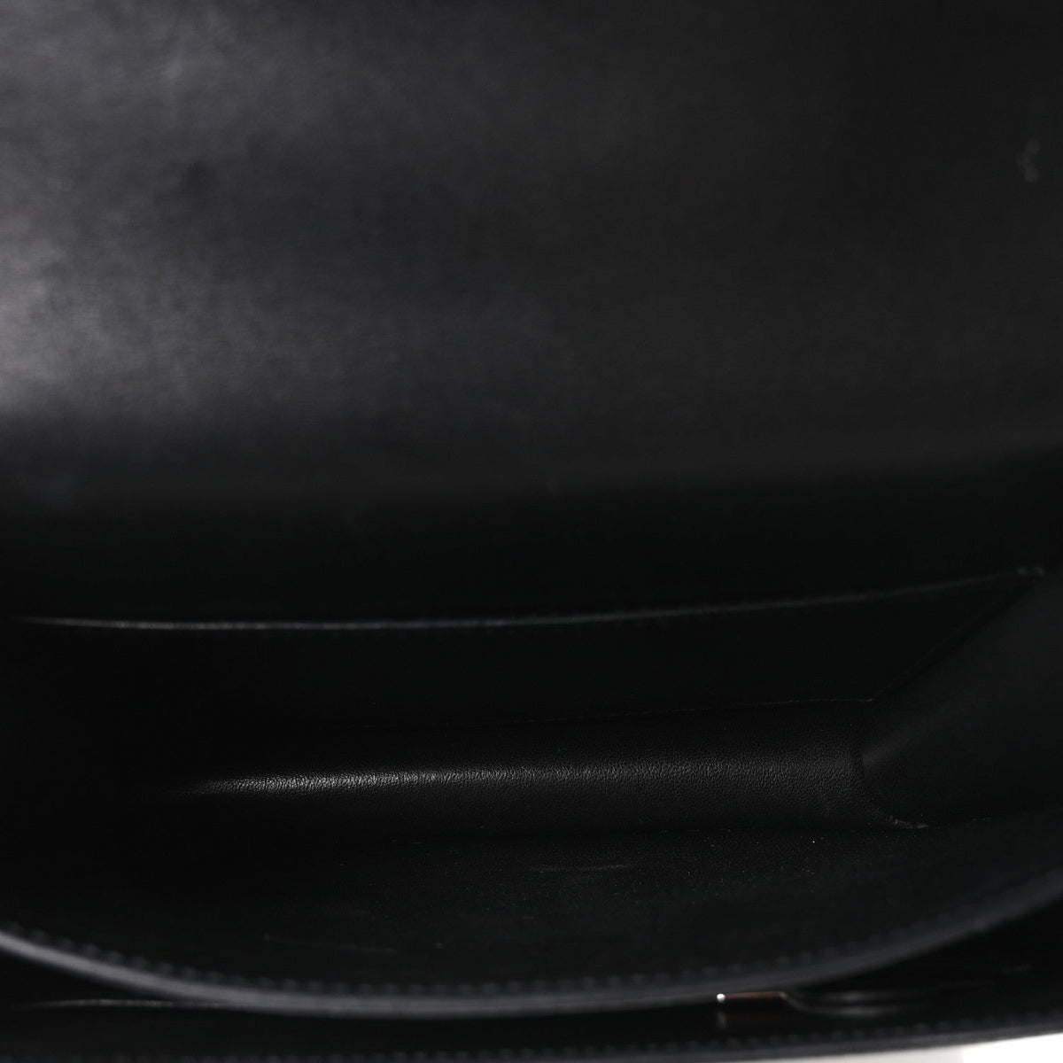Epsom Constance 18 Black
