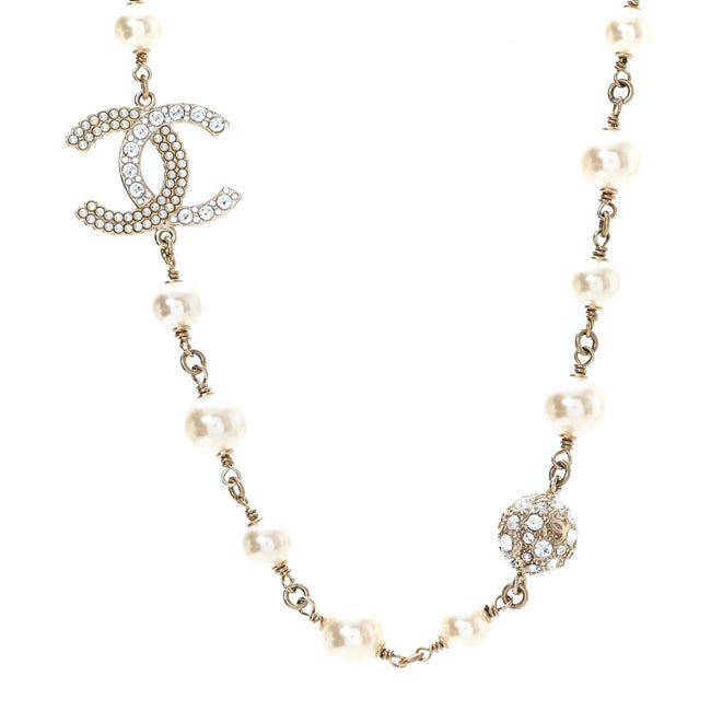 Pearl Crystal CC Short Necklace Gold Hover Image
