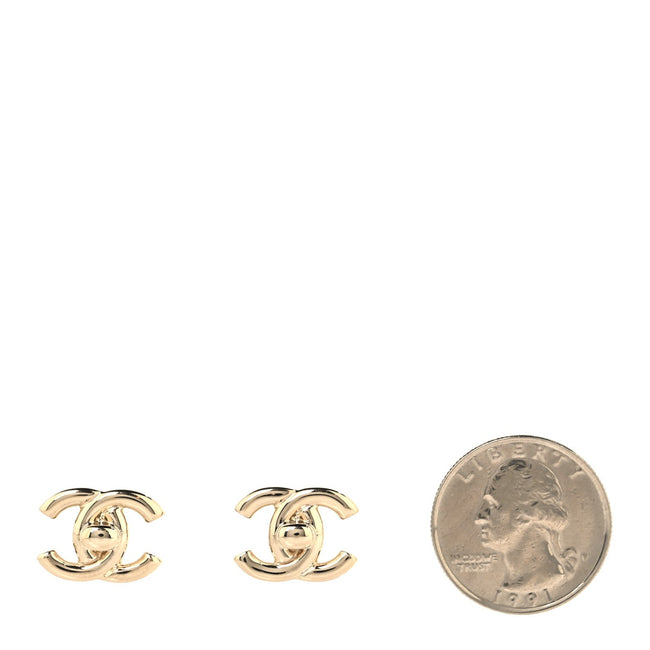 Metal CC Turnlock Earrings Gold Main Image