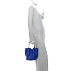 Taurillon Clemence Matte Alligator Picotin Lock Touch 22 MM Bleu Electrique