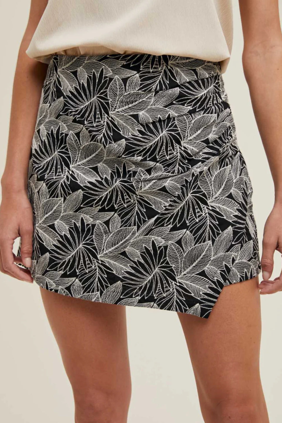 Leaf Embroidered Skort