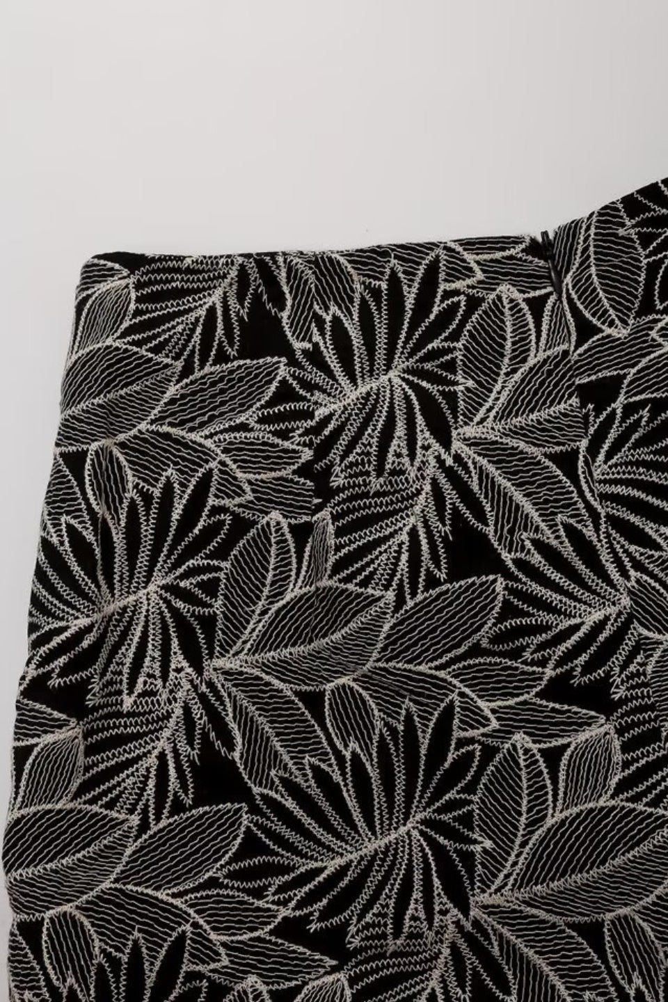 Leaf Embroidered Skort