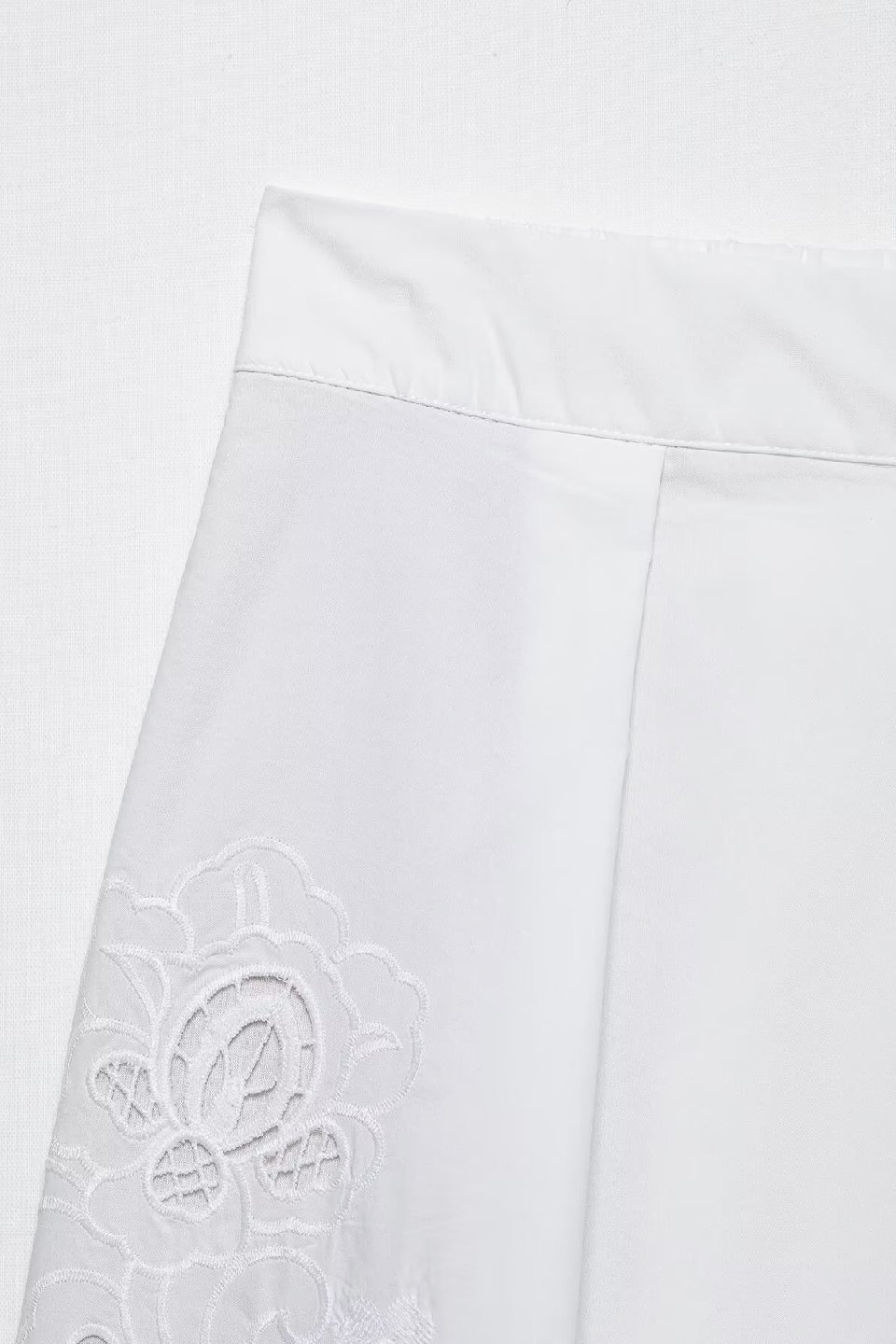 Eyelet Breeze Shorts